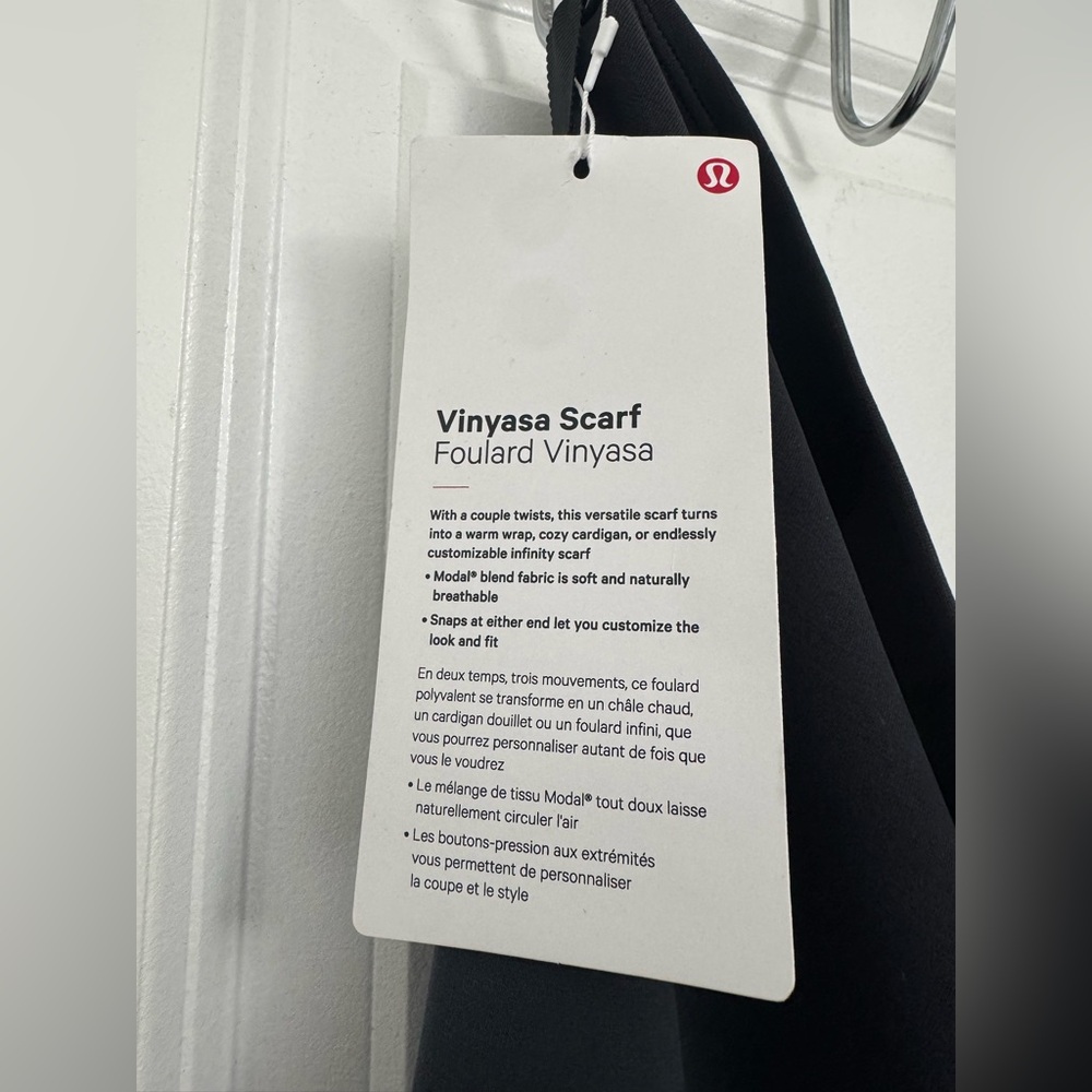 BNWT Lululemon Vinyasa Scarf Black